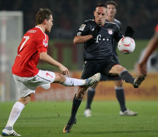 使得许多人 使得许多人